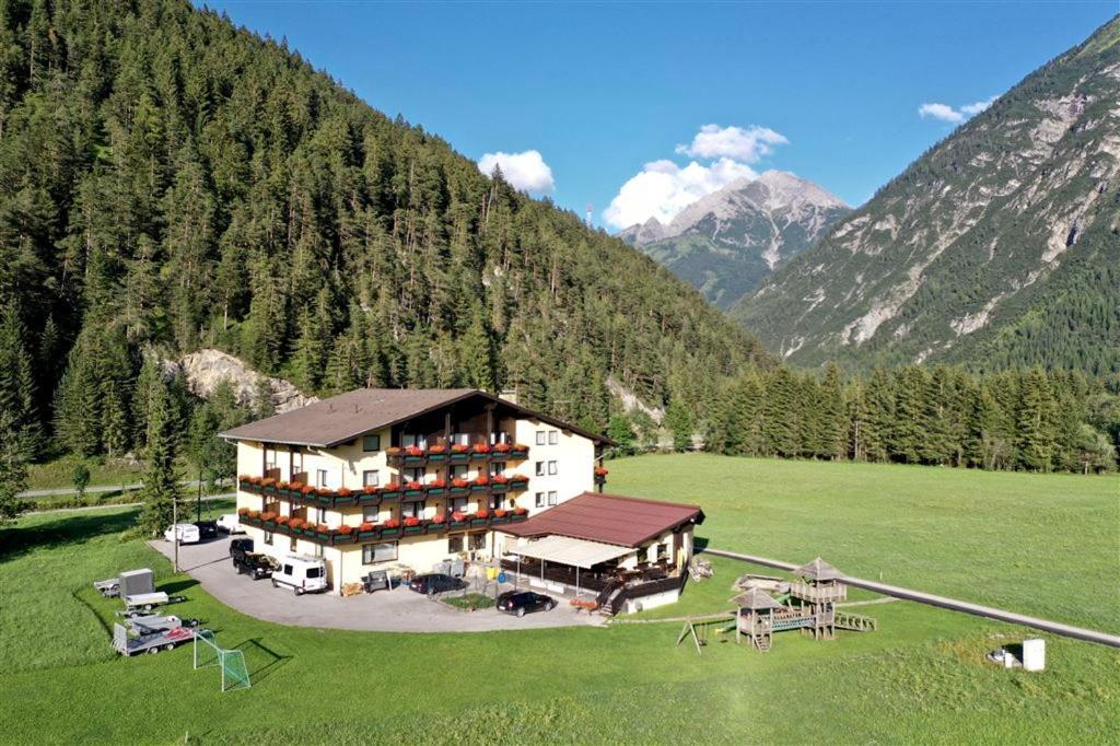 Schoenauer Hof Bach  Exterior photo
